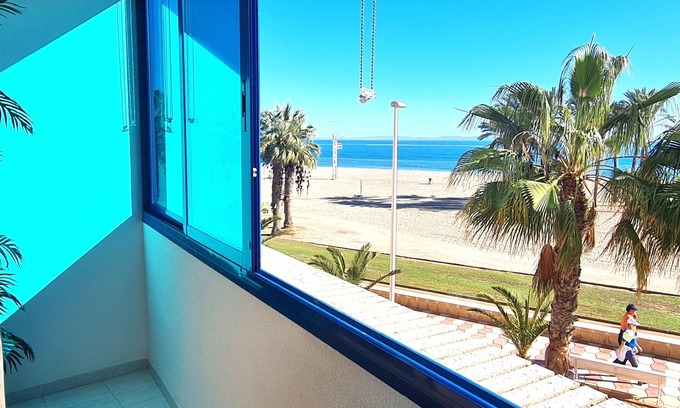 Roquetas de Mar Apartamento | Stylish Apartments MEDIALUNA 1ª Línea de Mar, AA, WIFI [100Mbps]