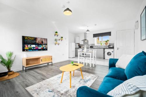 Cradley Heath Apartamento | Stylish Apartment - Cradley Heath - Pet Friendly - Parking - Netflix 2MH