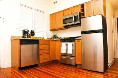 Medford Apartamento | Stylish Apartment in Malden. 20 min from Boston
