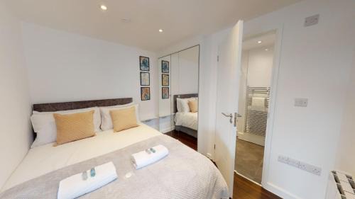 Newport Apartamento | Stylish Apartment w/Private Garden - Dog Friendly