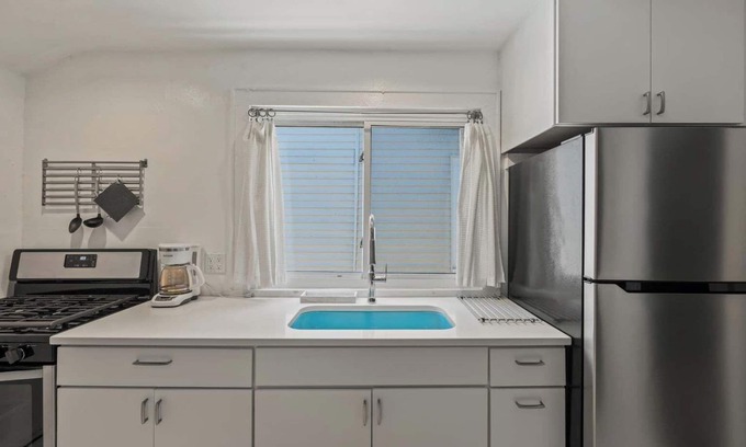 Fifth Ward Apartamento | Stylish Apt in Walker's Point