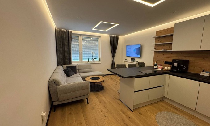 Matzleinsdorf Apartamento | Stylish Apt Near Belvedere 15 Min to Center