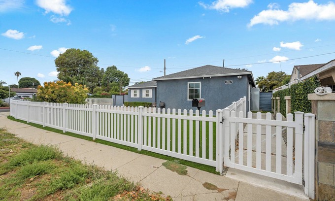 Reseda Casa | Stylish Brand-new ADU in Reseda