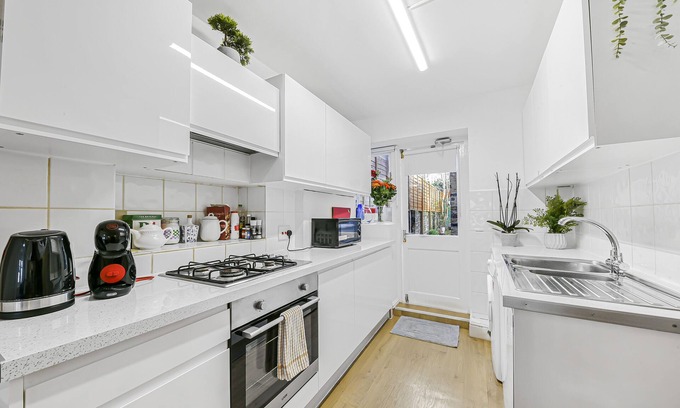Harrow Road Apartamento | Stylish Central 2-bed Apartment With Pvt Garden