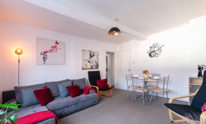Castle Donington Apartamento | Stylish & Central 2 bedroom apartment - Fast WiFi