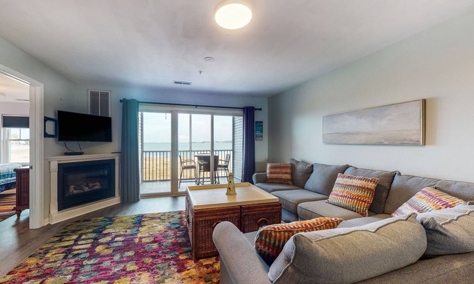 Ocean View Casa | Stylish coastal gem with amazing river & bay views - steps to sandy beach
