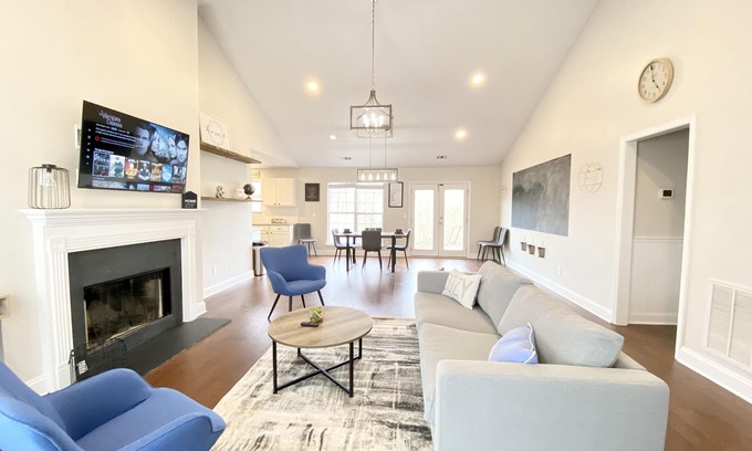 Braselton Casa | 🌈 🏡Stylish & Cozy Vibes, Just Minutes from Road Atlanta💥