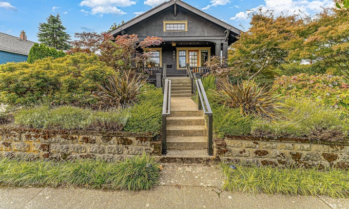Columbia City Casa | Stylish craftsman in a gorgeous garden setting, steps to downtown Columbia City