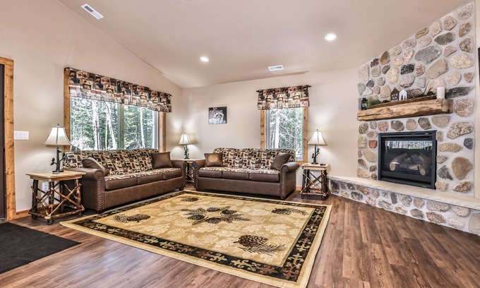 Conover Casa | Stylish dog-friendly cabin with hot tub, fireplace, patio, grill, central AC, & W/D