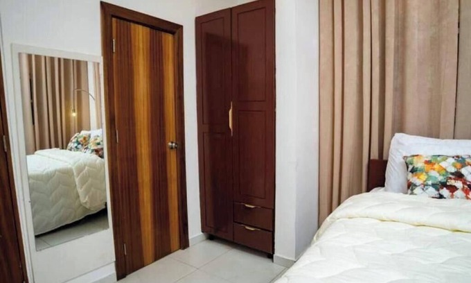 Prampram Apartamento | Stylish Escape with Pool + Relaxing Getaway tema 25+luxry+Lovely at H village