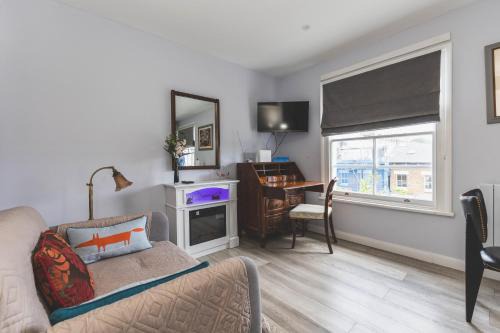 Askew Apartamento | Stylish Flat B