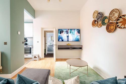 Swindon Apartamento | Stylish flat in central location with free parking