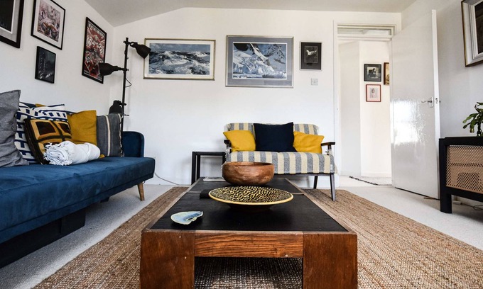 Bristol Apartamento | Stylish Flat in Cotham, Free On-street Parking