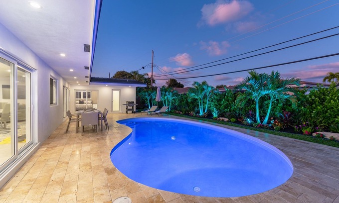 Imperial Point Casa | Stylish Getaway, Heated Pool, Short Drive to Beach