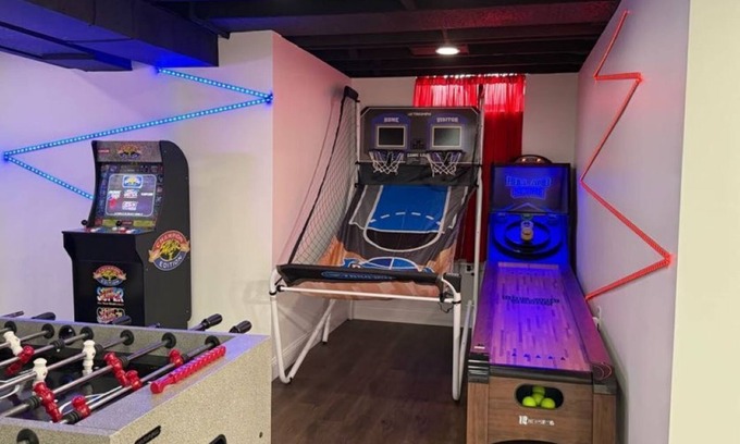 Kettering Casa | Stylish Home - Arcade + Theater + Kid Zone!