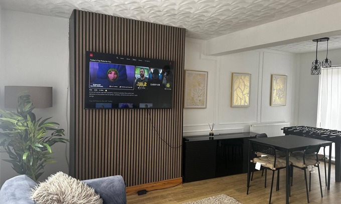 Hartlepool Casa | Stylish Home Away From Home with WiFi in Hartlepool