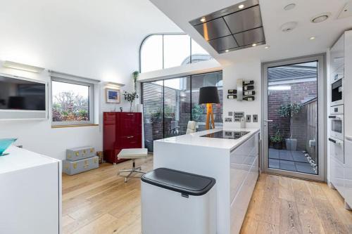 North Kensington Apartamento | Stylish house with superb space