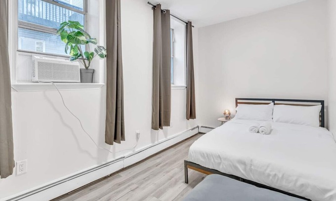 Hackensack River Waterfront Apartamento | Stylish Jersey City Stay –Perfect for NYC Trips!