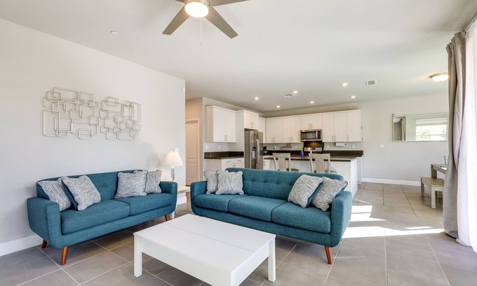 Lodi Casa | Stylish Lodi Wine Country Retreat w/ Private Patio