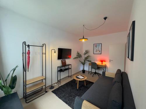 Weissensee Apartamento | Stylish Mini Loft for 4 - Free Public Parking