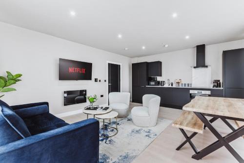 Sheldon Apartamento | Stylish new-build, FREE parking, 10 minutes to NEC & BHX airport