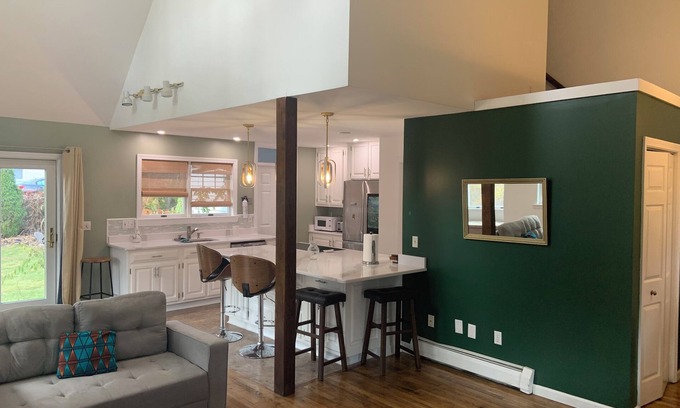 Farmington Casa | Stylish & Newly Renovated Home – Prime Location!