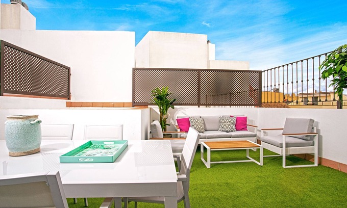 Feria Apartamento | Stylish Penthouse in the center . Feria Terrace