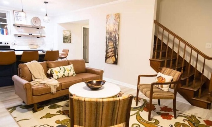 Sharpsburg Apartamento | Stylish Private 1 BR Apartment for Travel Professionals-Extended Stays Welcomed!