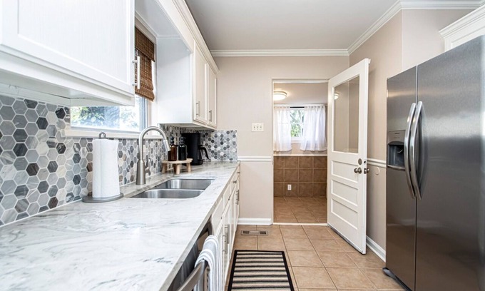 Hillcrest Casa | Stylish Quiet Home in the Heart of Midtown Little Rock