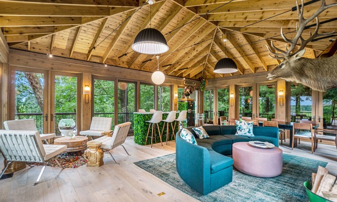 Saugatuck Casa | Stylish riverfront retreat w/ hot tub, screened boathouse, fishing dock & kayaks