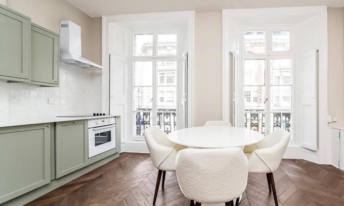 St. Pancras and Somers Town Apartamento | Stylish & Spacious 1 br Flat in Central Camden