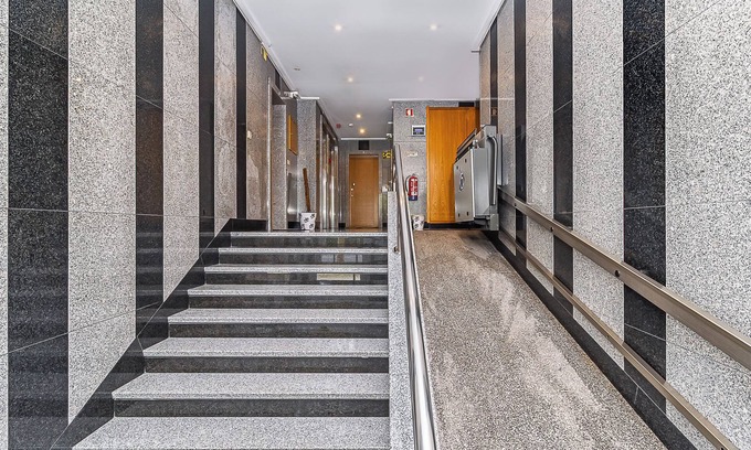 Parque das Nacoes Apartamento | Stylish Stay in Lisbon-Scenic Views