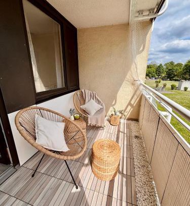 Nordwest Apartamento | Stylish studio apartment with beautiful terrace near Audi