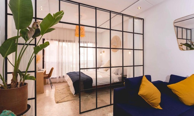 Semlalia Apartamento | Stylish Studio(WiFi, Netflix, Pool, AC, Nespresso)
