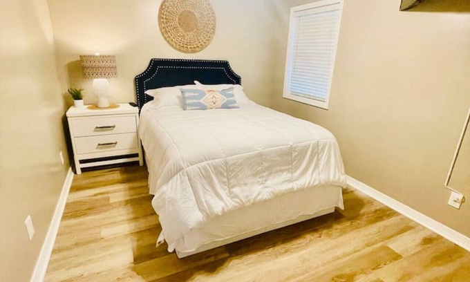 Hammond Apartamento | Stylish Townhouse 5 min to downtown Hammond