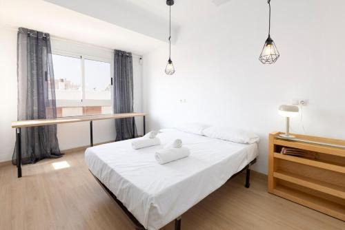 Burriana Apartamento | Stylish Two-Bedroom Flat in Burriana