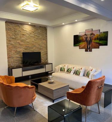 Lusaka Central Apartamento | Stylish Urban Retreat - Spacious 3-Bedroom Apartment- VI