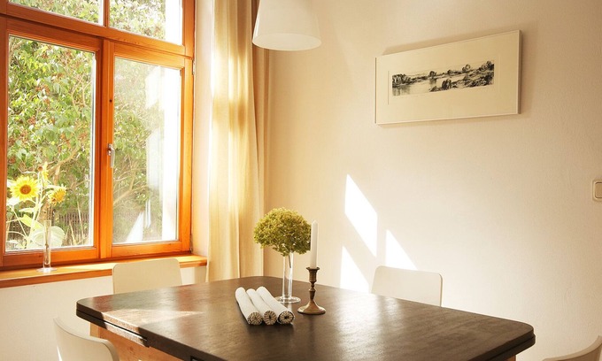 Kaditz Apartamento | Stylishly furnished vacation apartment in Dresden including bicycles, close to the city center