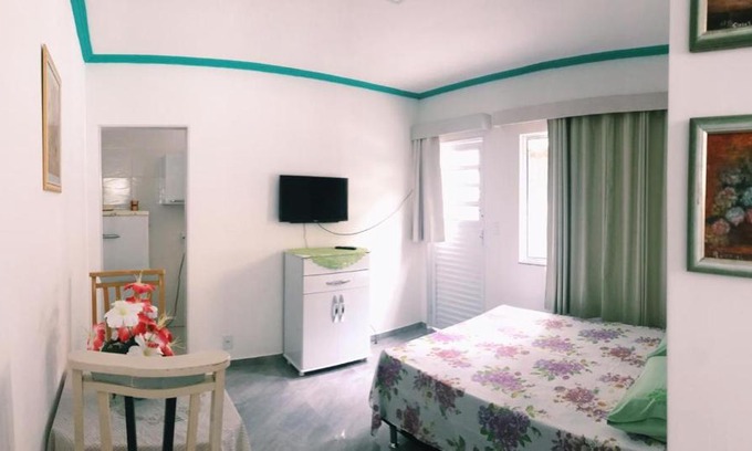 Parque Burle Casa | Suíte com cozinha no quintal da casa