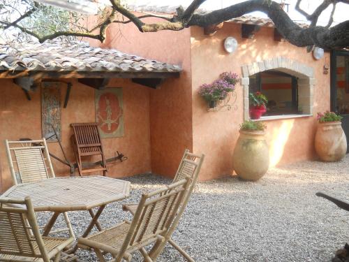 Riola Sardo Casa | Su Barroccu