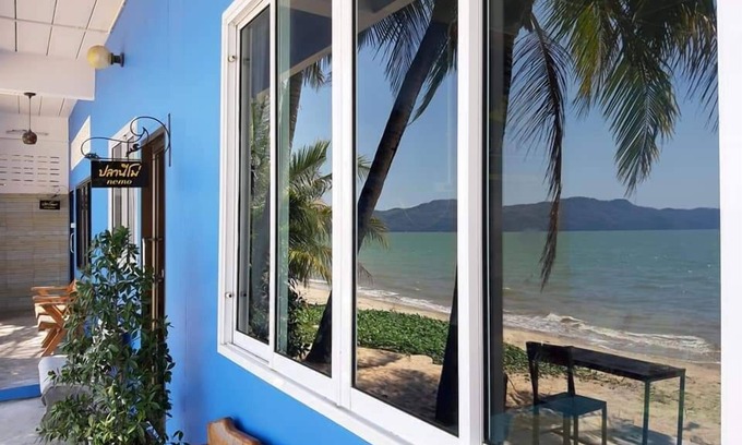 Pak Nam Hotel | Suan Son Bungalow