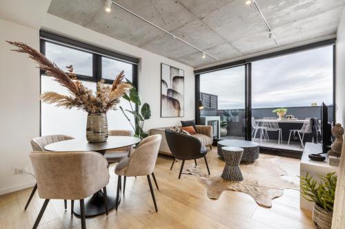 Prahran Apartamento | Suave Condo in Trendy PrahranSteps to Greville St