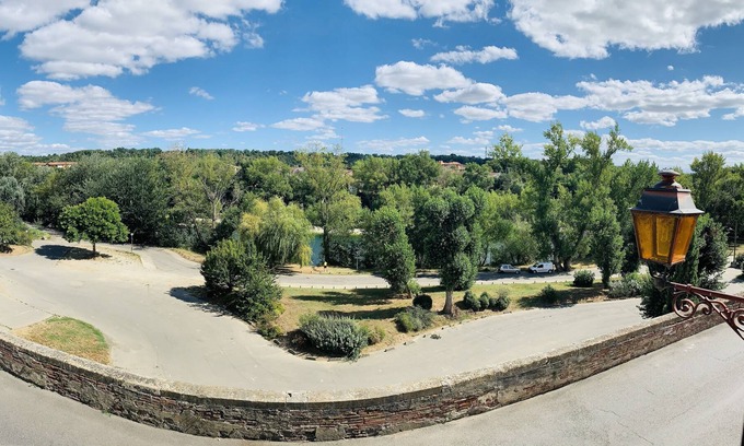 Muret Apartamento | Sublime view, standing, spacious, atypical