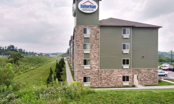 Triadelphia Hotel | Suburban Studios Triadelphia - Wheeling at The Highlands