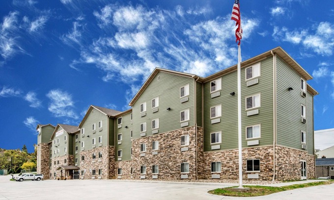 Washington Hotel | Suburban Studios Washington, PA