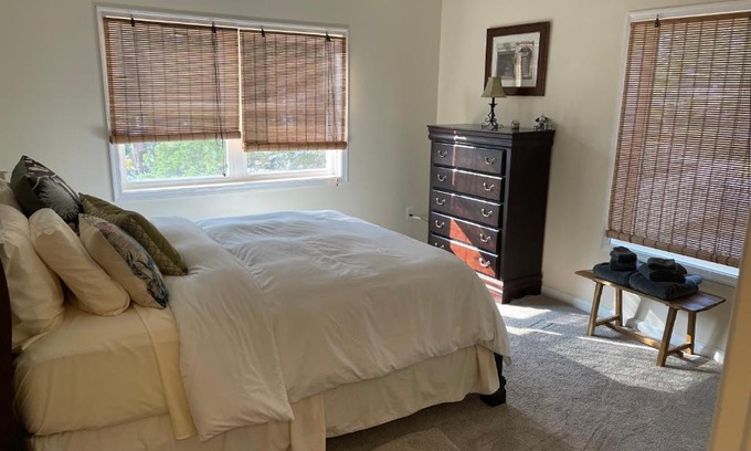 Riva Casa | Suburbana Garden - Guest Room