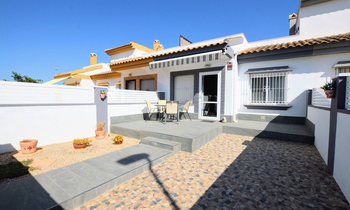 Sucina Casa | Sucina 2 Bed walking distance of tow