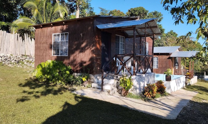 Cave Cabina | Suga Mill Farm, mountains view cabins with private plunge pool.
