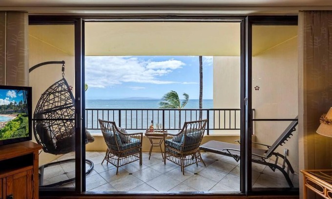 Kihei Apartamento | Sugar Beach Resort 518- Updated oceanfront gem at Sugar Beach Resort