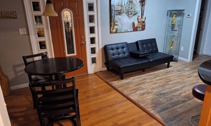 Charlotte Casa | Sugar Creek Corner